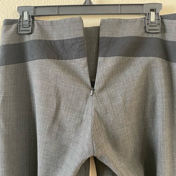 BCBG MaxAzria Unique Dark Gray Chic Wool Slacks with Black Geo Hip Design Size 2 - Picture 7 of 10